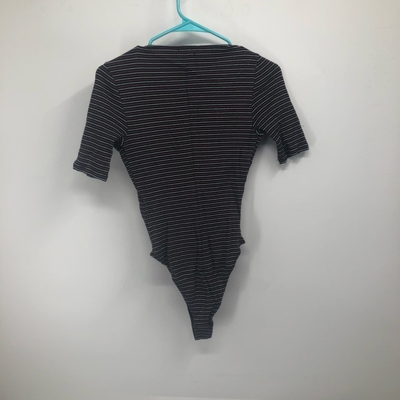 Out from under women’s bodysuit low, cut ties‎ by the waist Size small petite - Picture 4 of 8